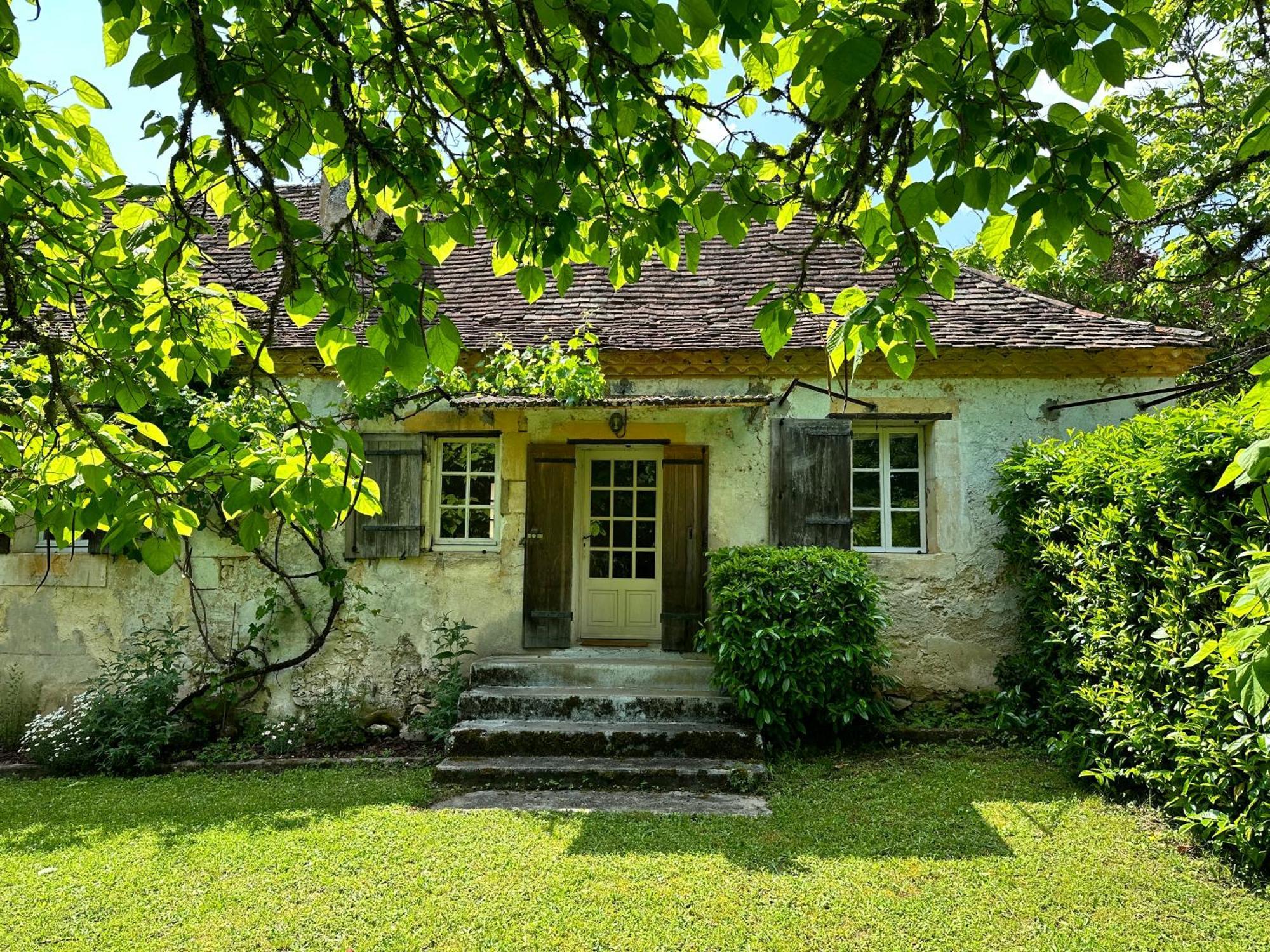 Вілла The Snug House Maurens  Екстер'єр фото